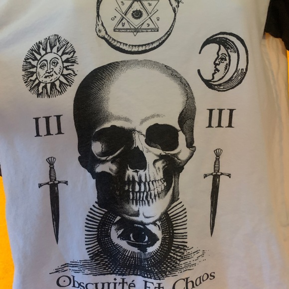 Urban Outfitters Truly Madly Deeply Skull Baseball Tee 3/4 Sleeves. Small. - Picture 4 of 6